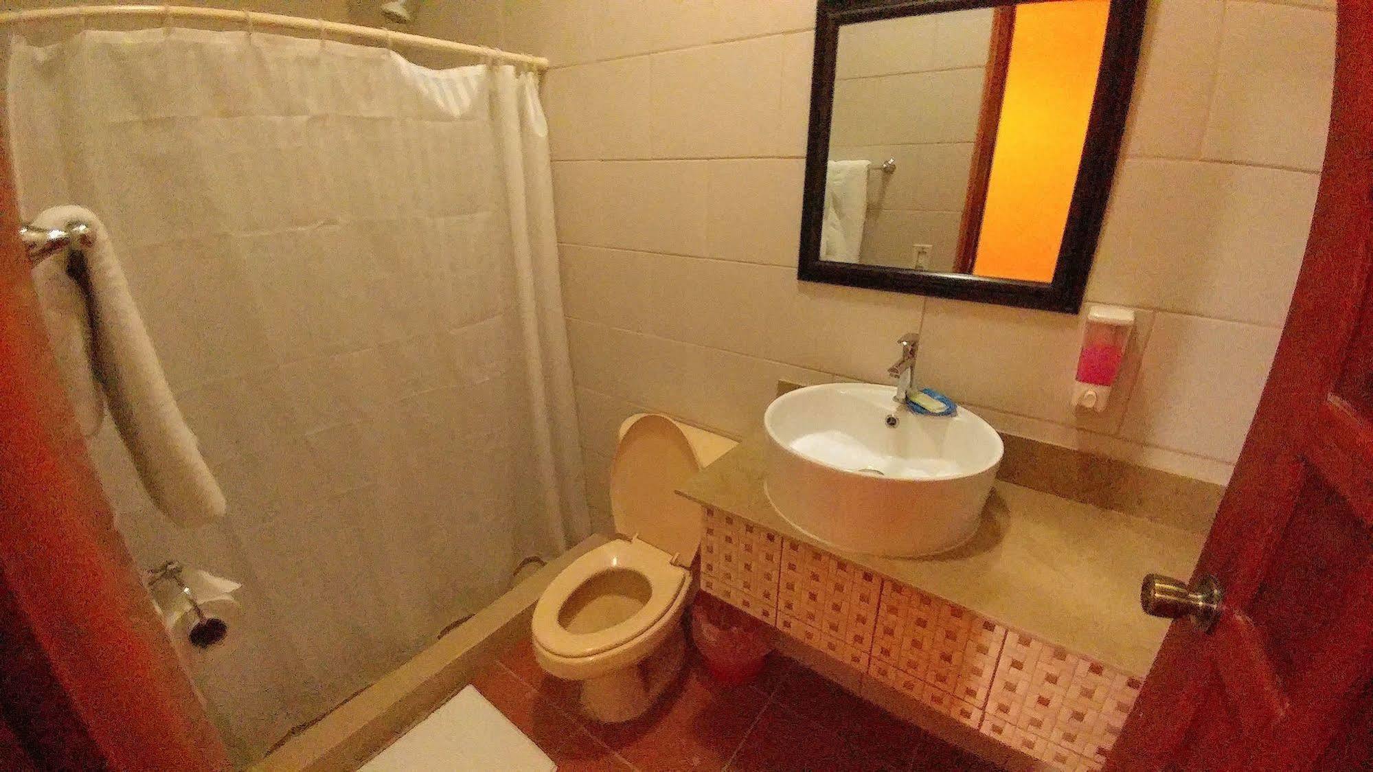 Hotel El Internacional Ґранада Екстер'єр фото